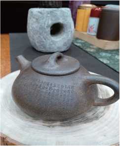 门里岁月，门外繁华